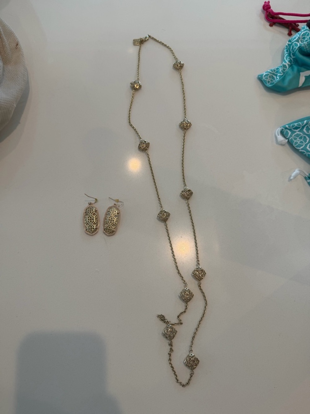 Kendra Scott Nemera 20inch necklace and matching earrings